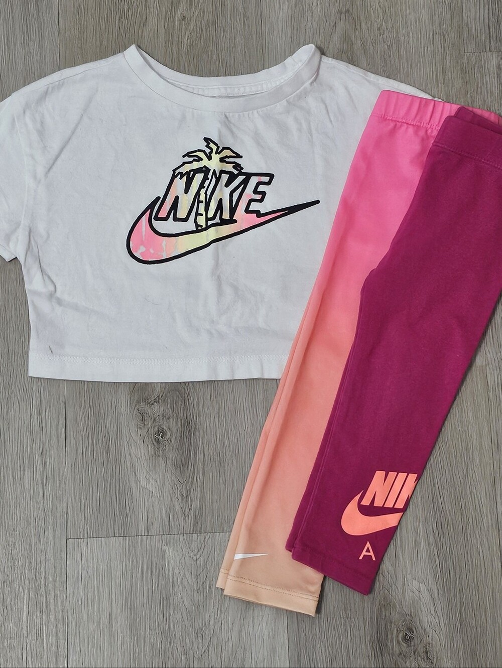 Nike Girls 2 Piece Crop T Shirt Ombre Leggings Outfit Set 2T/24M